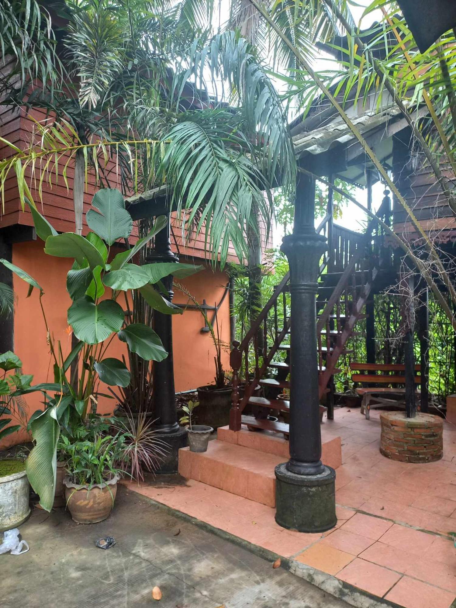 Teak House Chiang Mai Hotel Eksteriør billede