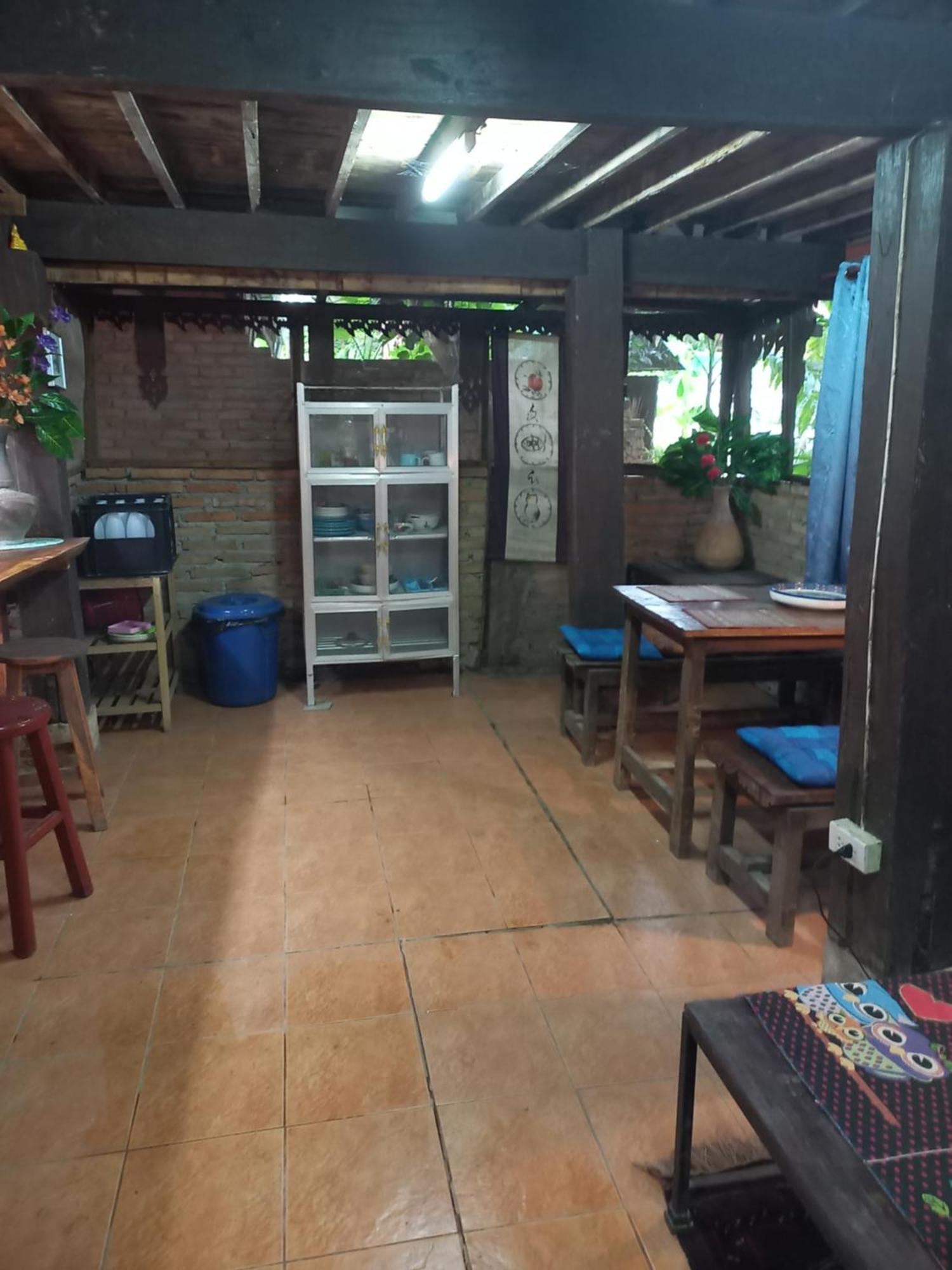 Teak House Chiang Mai Hotel Eksteriør billede