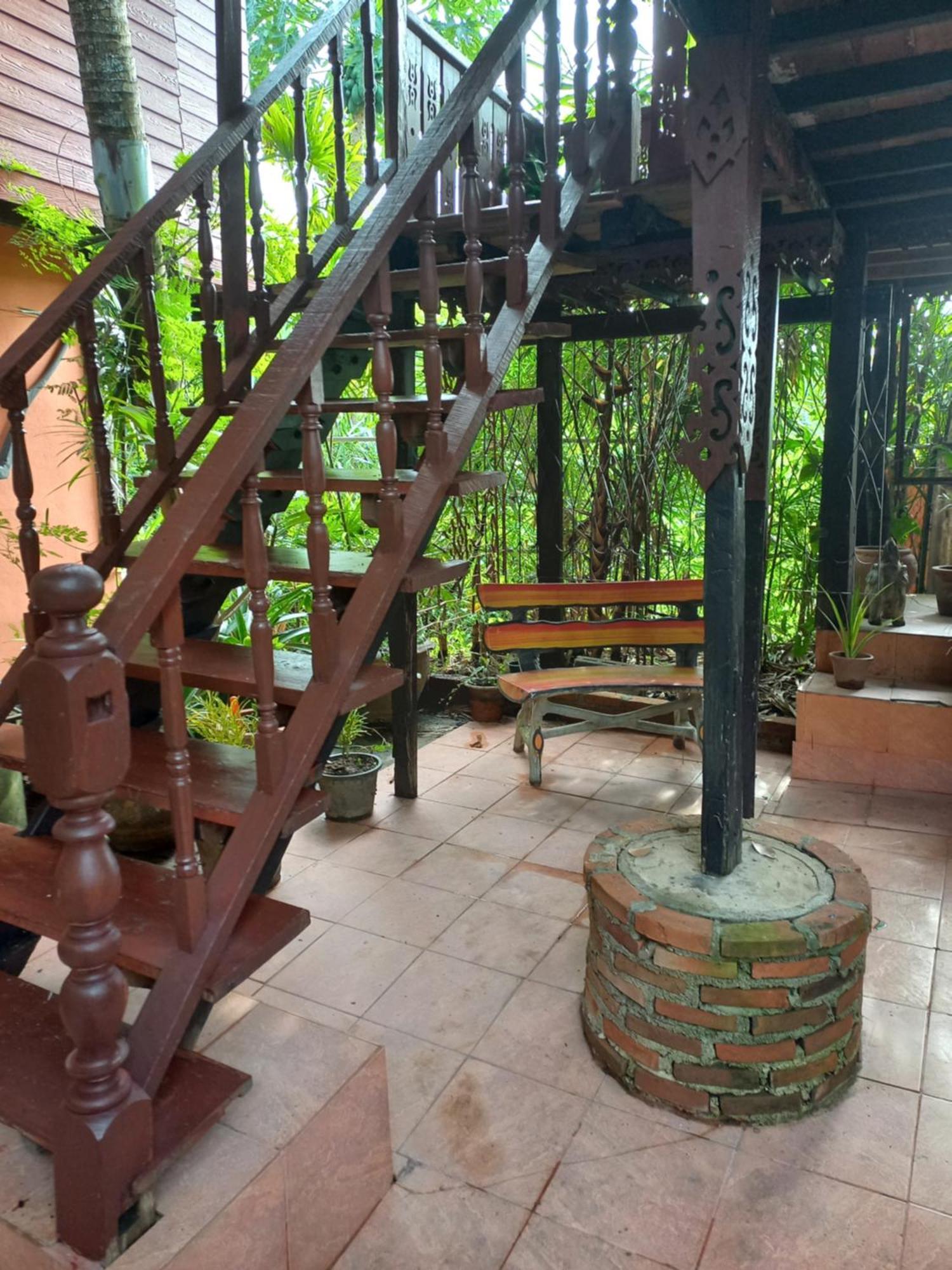 Teak House Chiang Mai Hotel Eksteriør billede